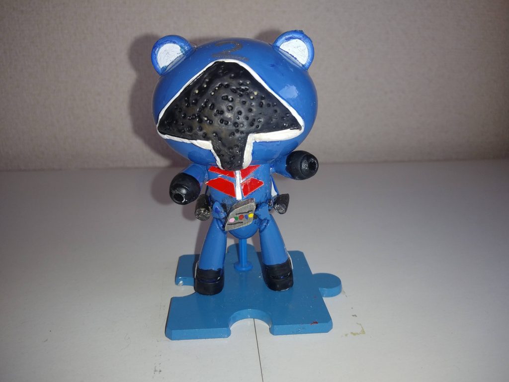 歴史の第一歩、「ゴレンジャー」のアオレンジャー。正面。