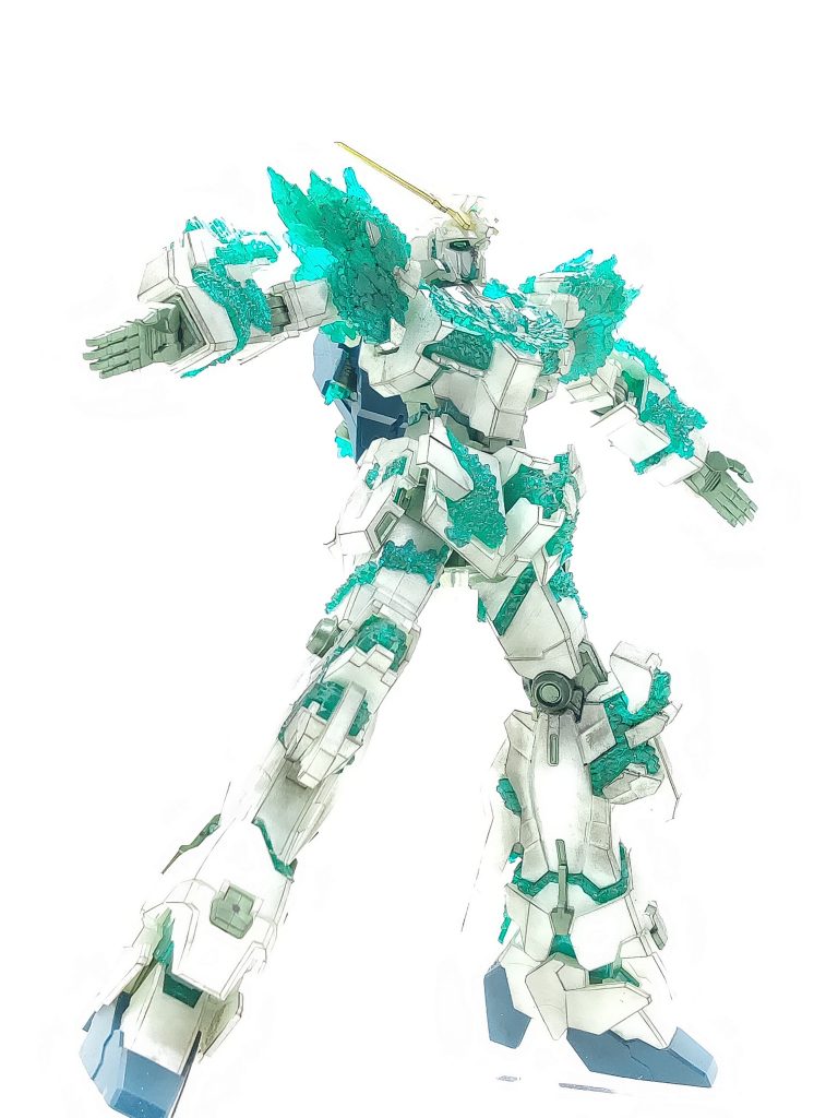 ユニコーンガンダム(光の結晶体)–2枚目/制作者：かえる