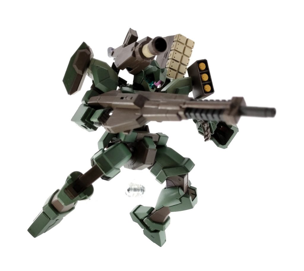 以上になります。本編にいてもギリギリ違和感が…ないかな…？くらいのイメージで作りました。余り気味だったカスタマイズパーツ類を少し使えてよかったです。