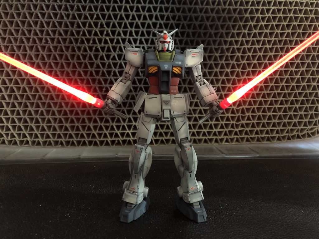 ククルスドアン風の光るビームサーベル二刀流！