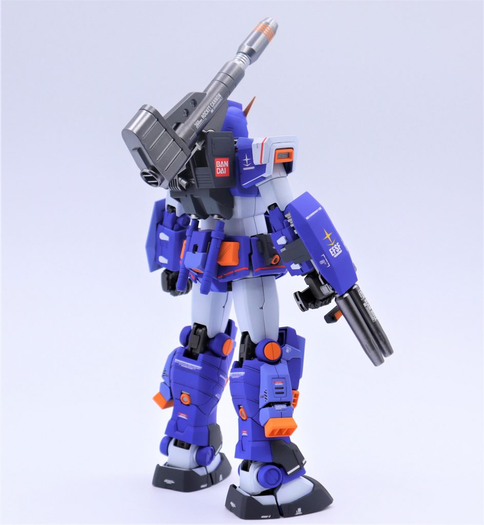 遊び心でBANDAIのマークを貼りました😄気持ちはパーフェクトガンダム2なのでプラモデル感をアピールです😅