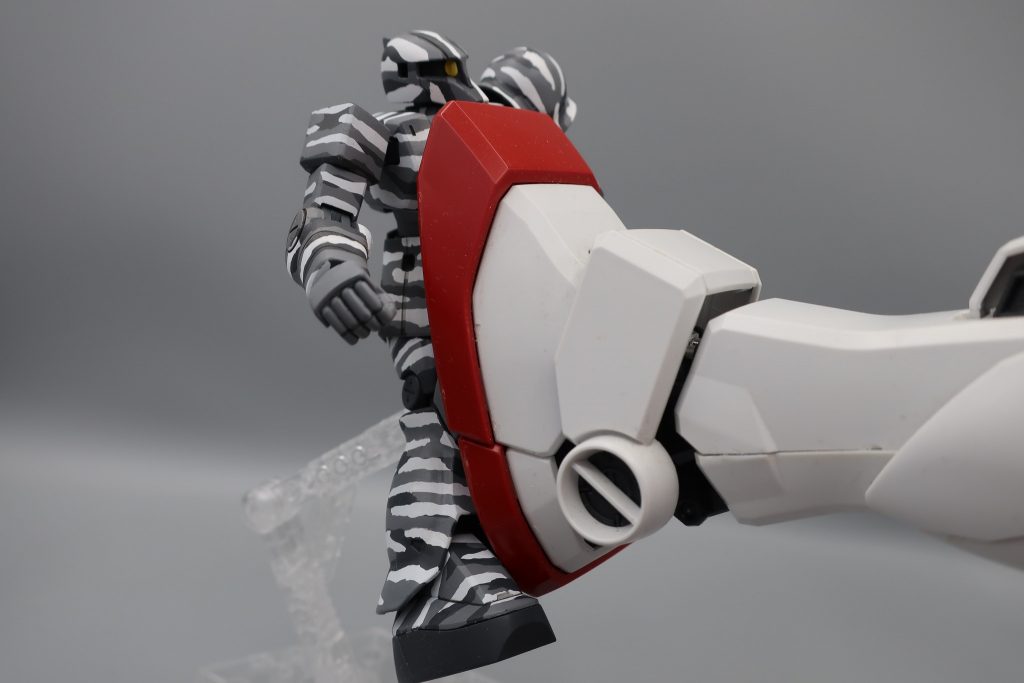 「連邦軍があれほどのモビルスーツを開発したのか・・うわぁぁっ-!!」        第3話完コロコロコミック4コマ漫画募集コーナーに応募したいと思います。応募まだ間に合いますか?