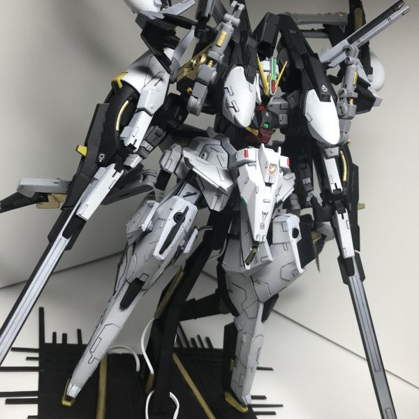 ガンダムTR-1［ハイゼンスレイ］