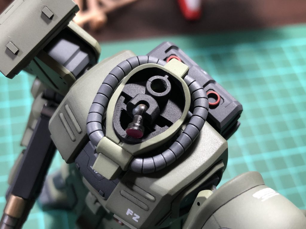 モノアイはボールジョイントを使用して改造しています。TENPLAMO1さんの作品を見て思いつきました TENPLAMO1 さん、ありがとうございました。