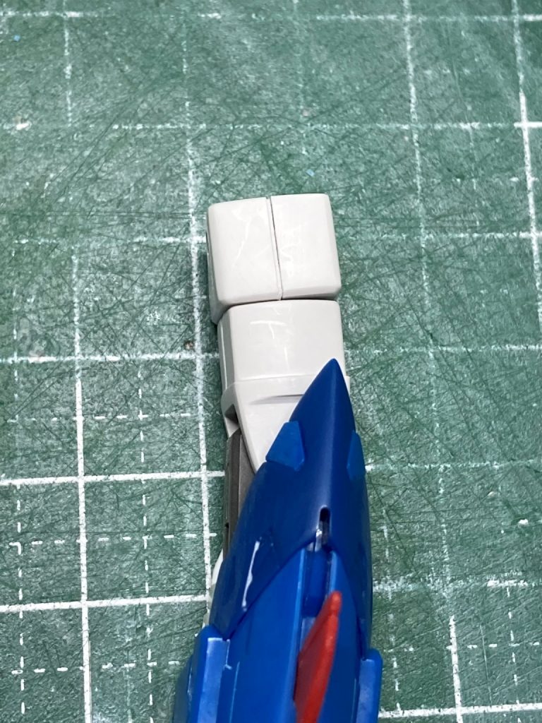 肩の合わせ目は段落ちで。