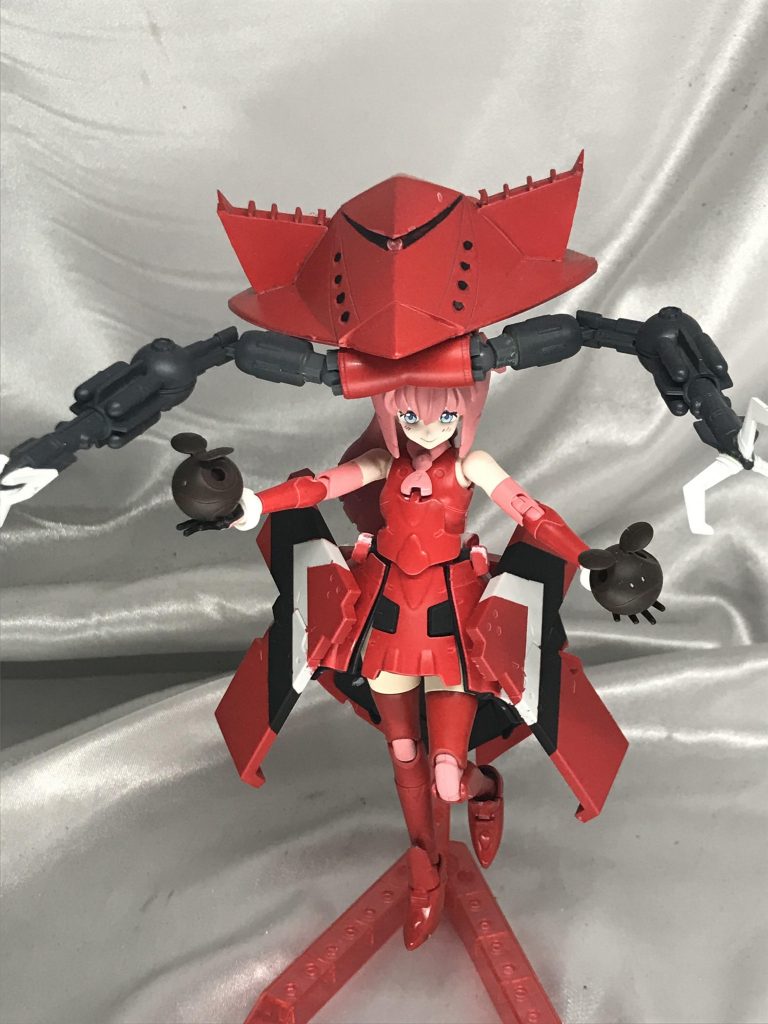 ビグロ部分。腕は根元部分にボールジョイントを仕込み、より自由な動きに。