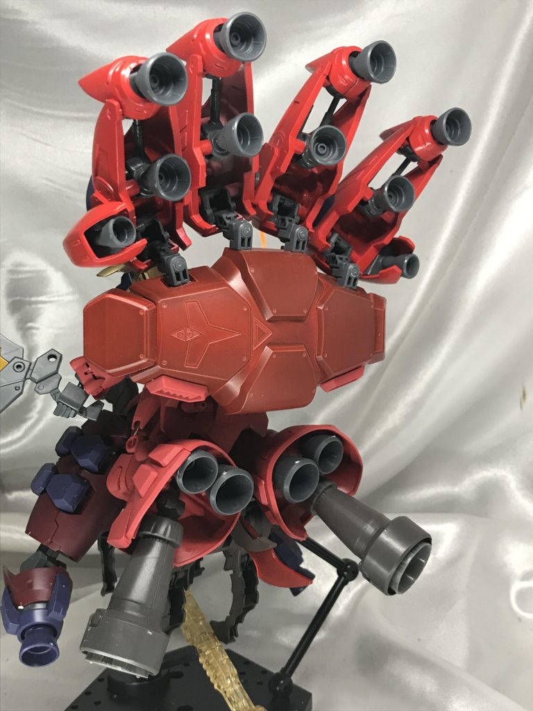 スキル「星砕き」身体ごと相手にぶつかって撃破します。