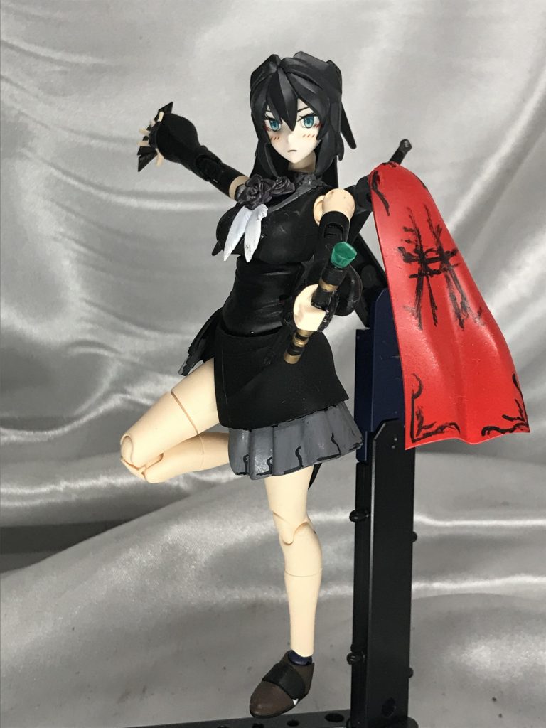 魔導筆はジャスティスのビームサーベルから。筆の部分はビームサーベルを根元ギリギリで切り、光ってる風にしました。