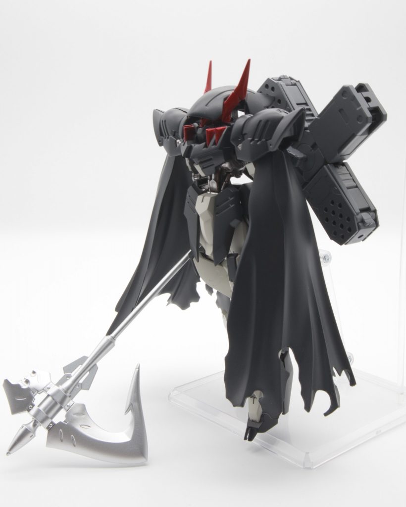 死神っぽく十字架の棺桶も背負わせてみました(死神が棺桶背負ってるか知らないけど)。