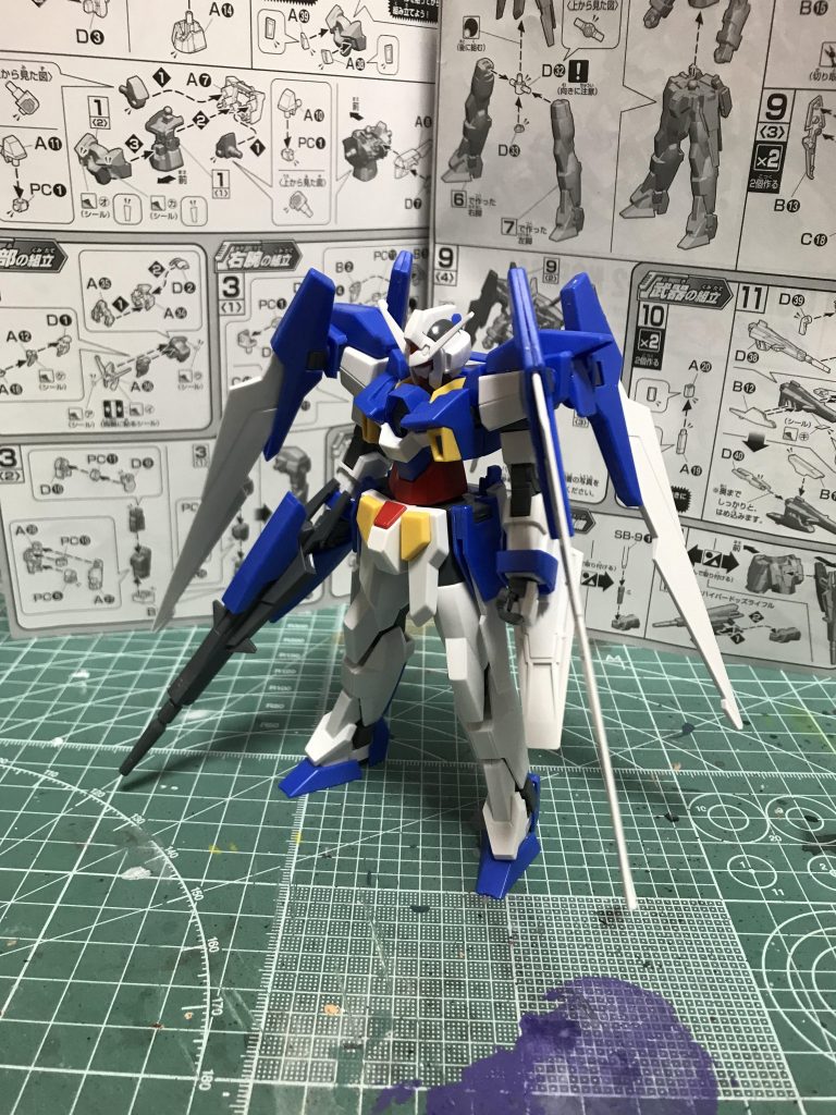 仮組みです。正直、この時点で超カッコいい。こうしてみると「そのままが一番かも」と毎回思うけど、まぁそれはそれで笑。