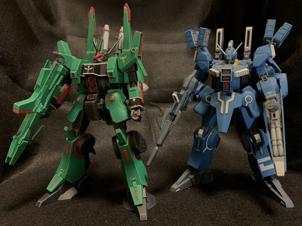おまけ画像にロボット魂のガンダムMk-ⅴと。比較してみると陸ガンとブルーくらい似て非なるものですね。