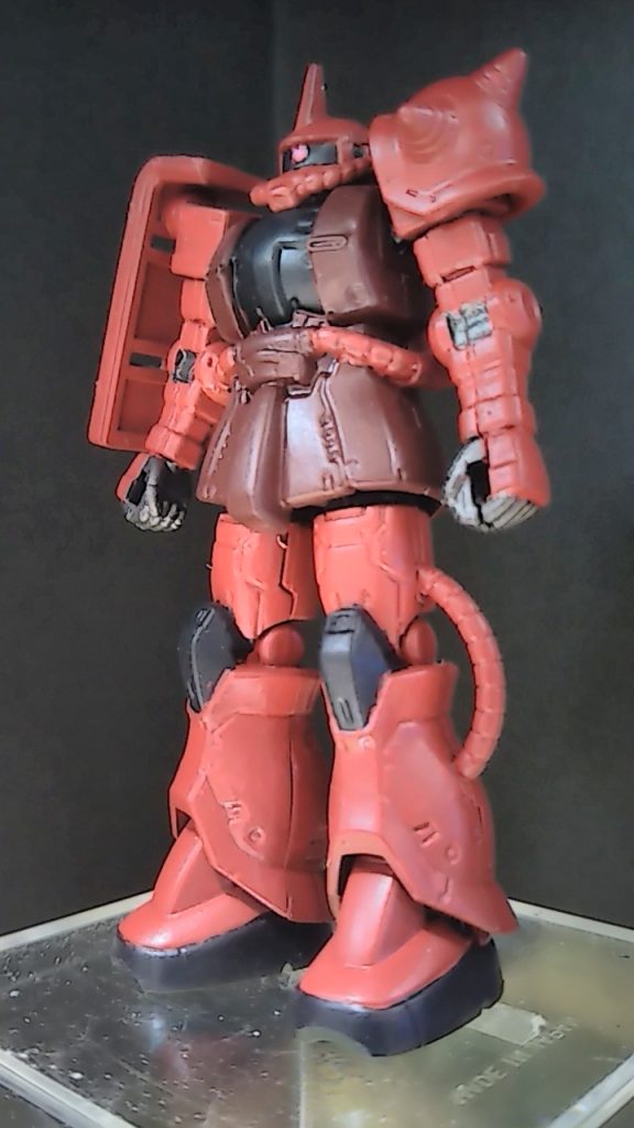 〔僕とガンダムの40年の歴史　1980年〕で、【ファースト版シャア専用ザクⅡ】イメージカラーを載せています😊　よろしければ…そちらもご覧頂ければ幸いです😅😅😅