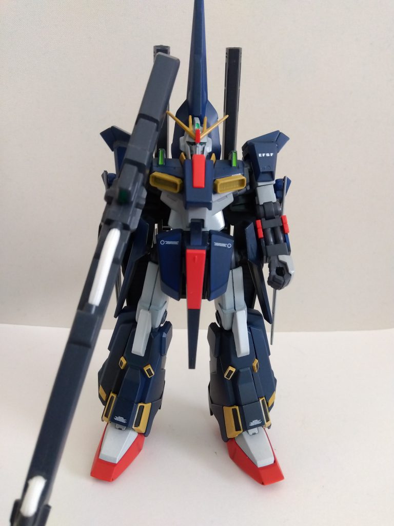 上半身はHGZⅡ、下半身とバックパックはリゼル、足首はHGZを使用しています。