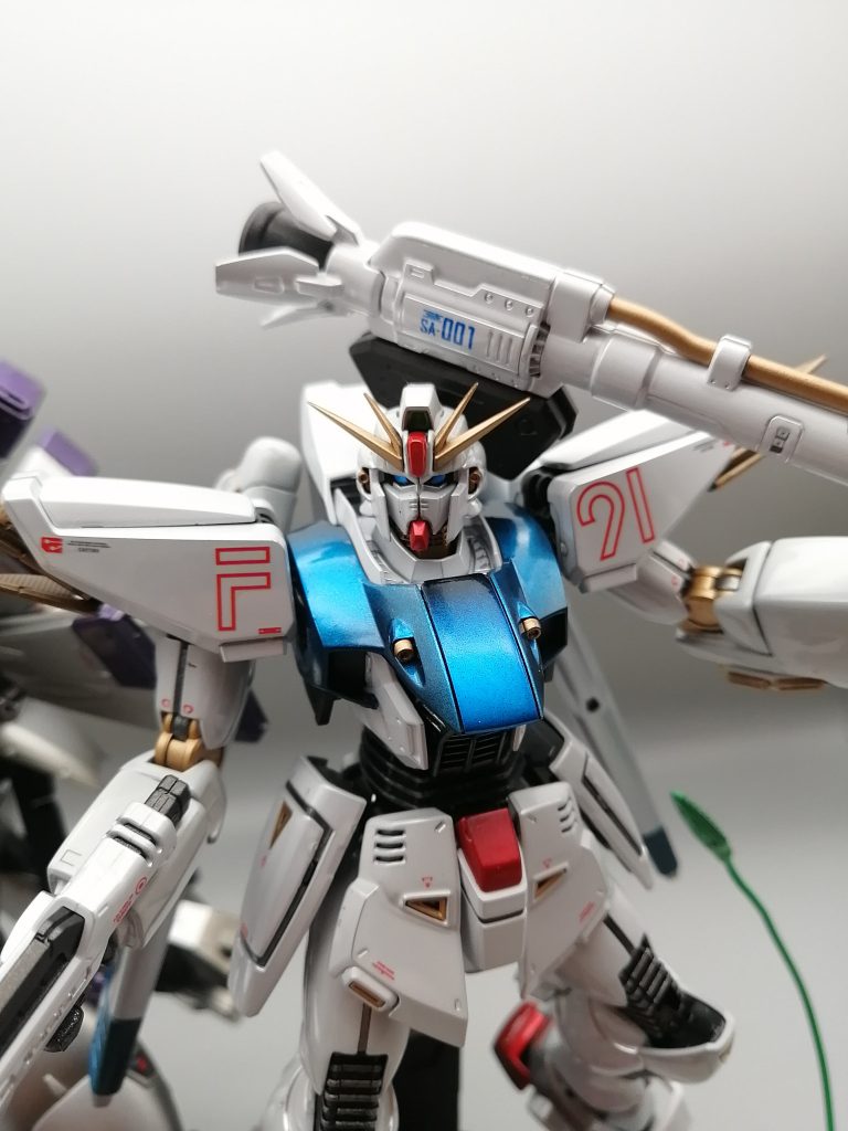 ＭＧ 1/100 ガンダムＦ９１ Ｖｅｒ．２．０［チタニウムフィニッシュ］ ＲＥ/100 1/100 ビギナ・ギナ ［エクストラフィニッシュ］–4枚目/制作者：Yamagu