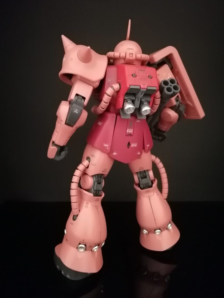 バーニア類はシャインシルバーで塗装しました。