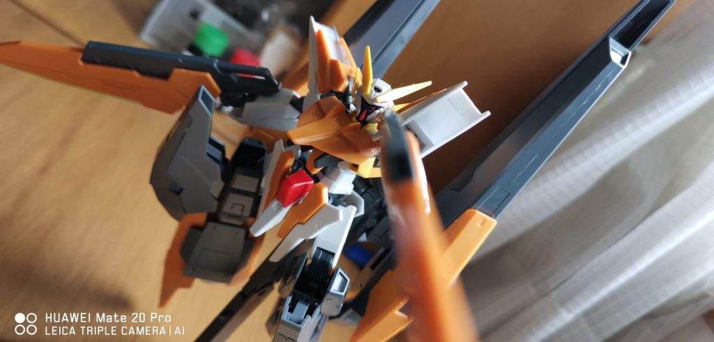 カッコイイポーズを求めて…–4枚目/制作者：紫雨