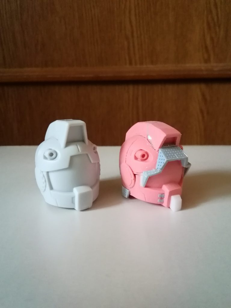 ジムの頭部は、庇や顎を足した他、髷の主張を少し抑え、頭部全体を短縮、縦長のシルエットに変更をかけています。