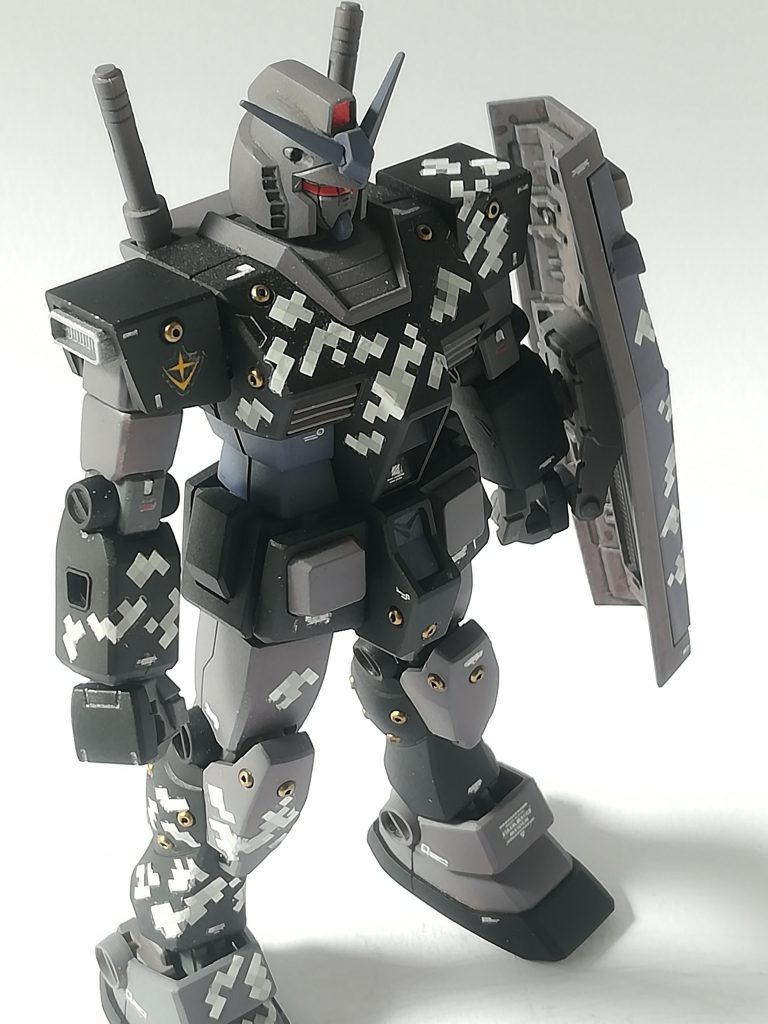 使用したマーカー:ブラック、グレー、メカグレー肩にスラスター追加、各所に小スラスター