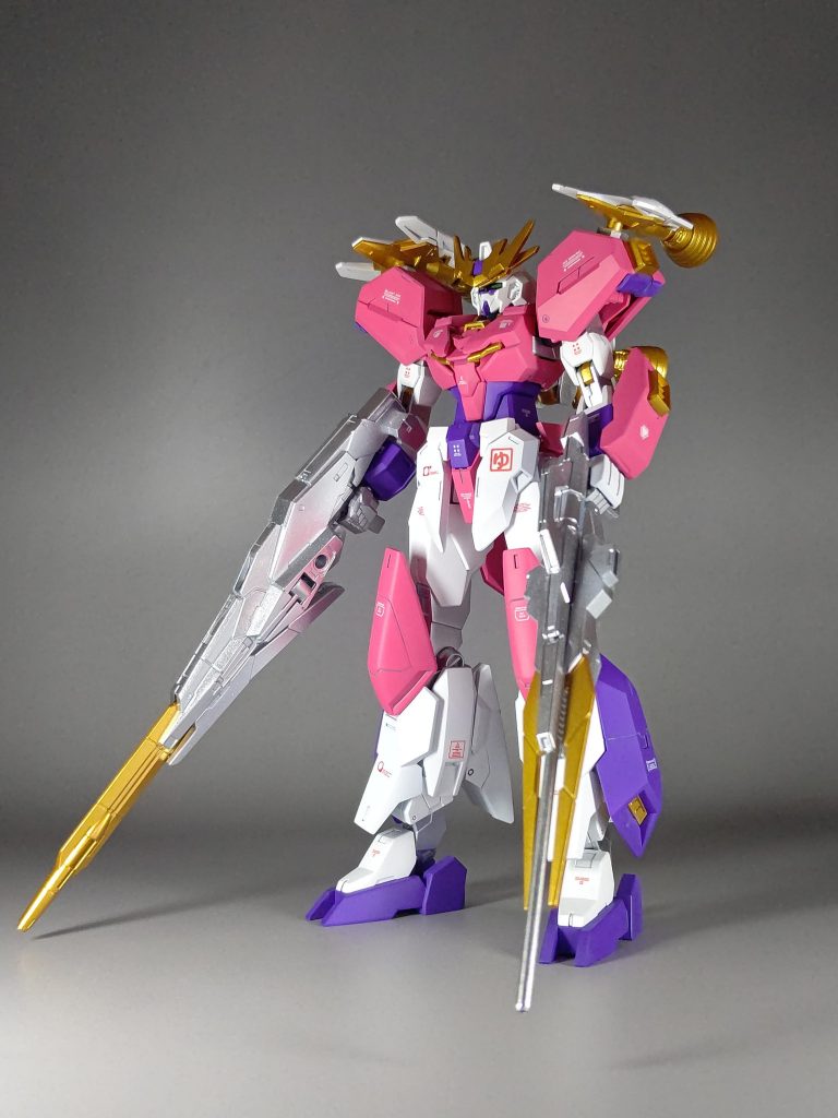 HGユーラヴェンガンダム・フルバーニアン–3枚目/制作者：滝 由佳理