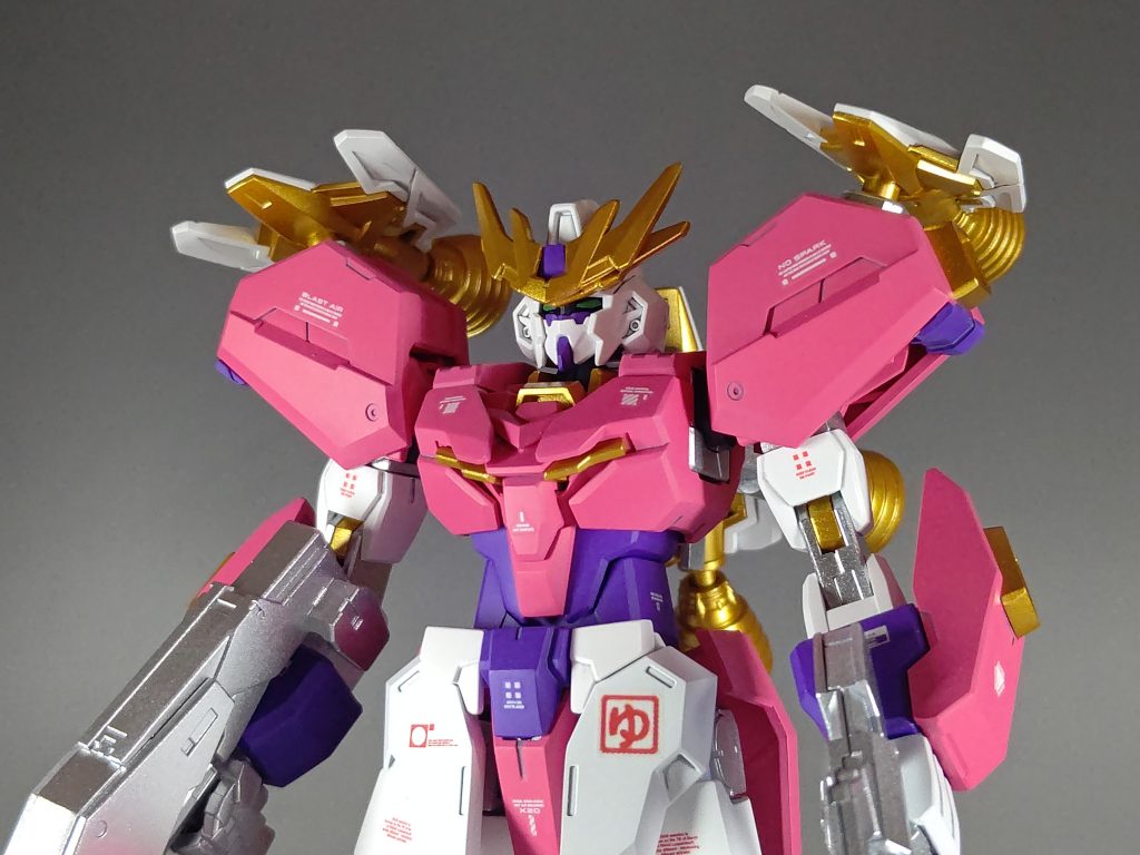 HGユーラヴェンガンダム・フルバーニアン–2枚目/制作者：滝 由佳理