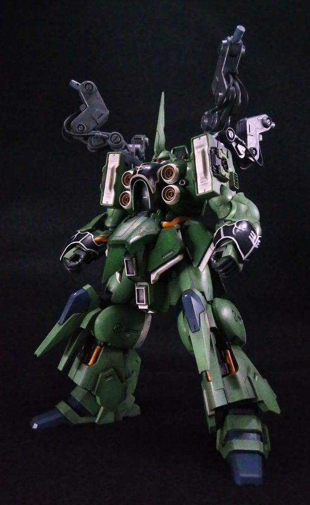 今回、一番力を入れてるバインダーアーム(?)が見えるようにバインダーを外してパシャり!