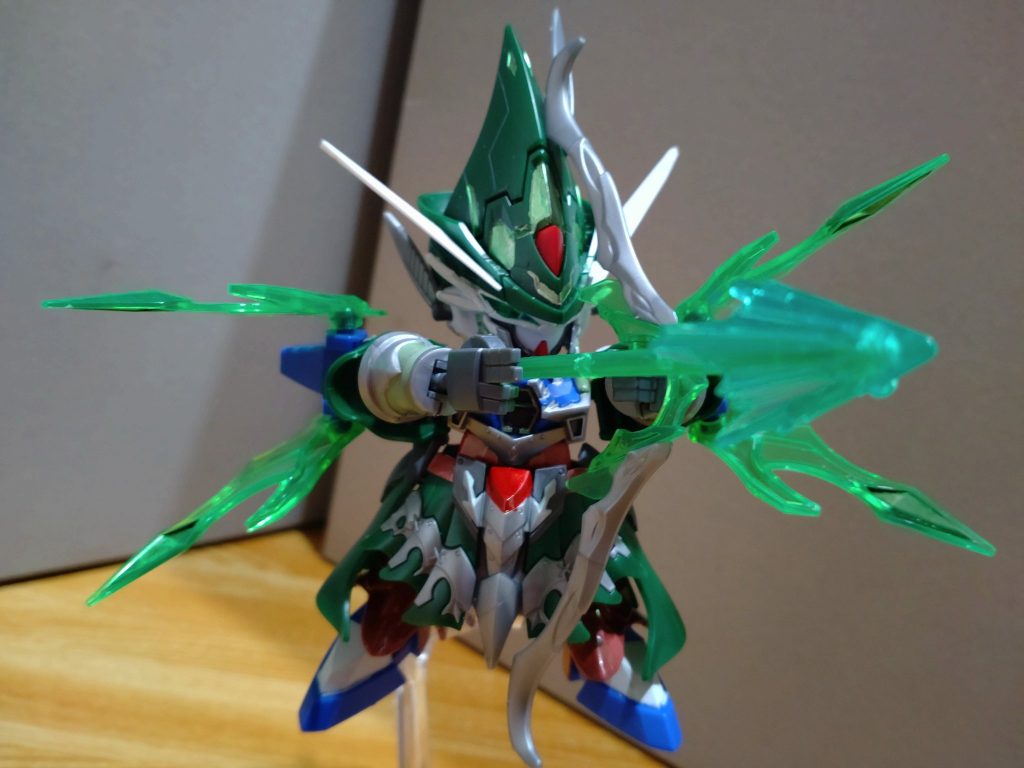 エレメントアームズと矢で構えて