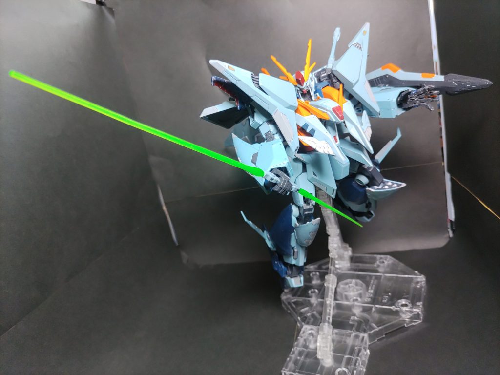 久々にガンプラを作って、完成させた時の達成感と快感を味わうことができました。これからも、多くのガンプラを作っていきたいです!改めて、よろしくお願いいたします!!