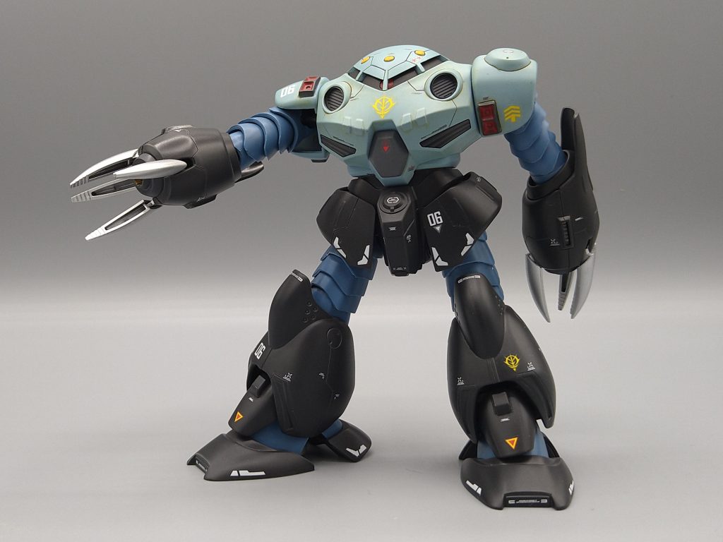 可動部分が少なくてポーズはこれが限界っす。