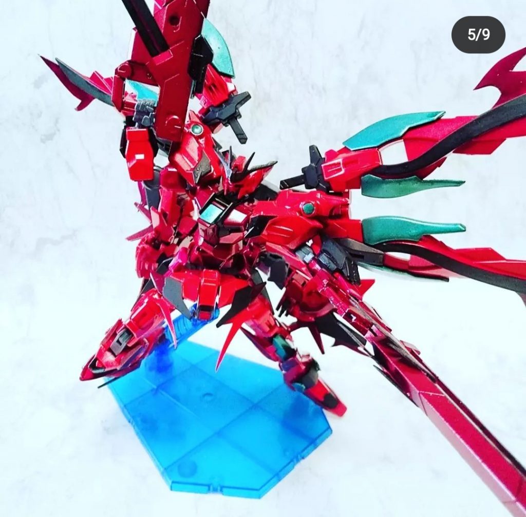 射撃兵装のメインはレールガンと開放型ロングバレルビームライフル