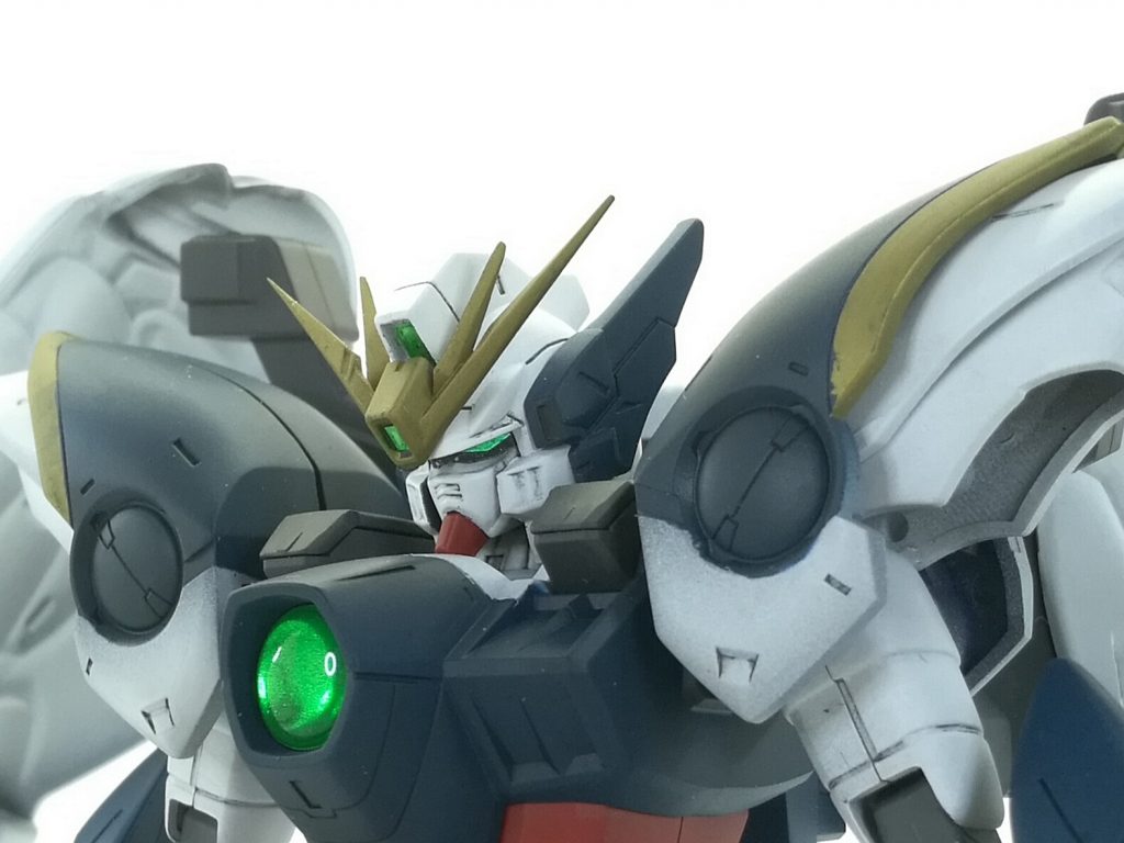 目は付属シール他のセンサーは百均のオーロラシールの上からクリアグリーン角のシャープ化はしっかりと