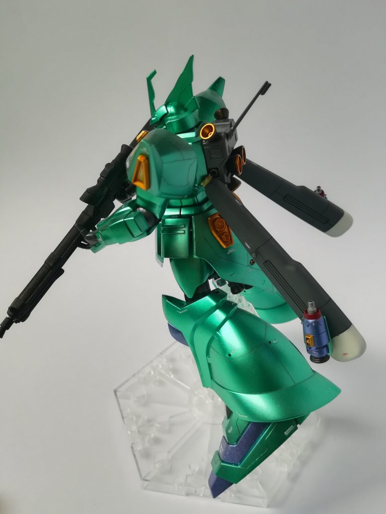 エルメスデータからビットは小型化に成功、試作をプロペラタンクに2基設置。