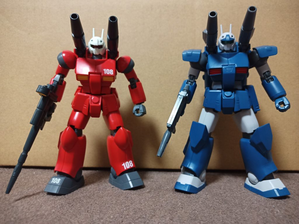 あ、ついでにと言っては何ですがノーマルガンキャノン(Zガンダム第13話登場の戦争博物館仕様)と比較