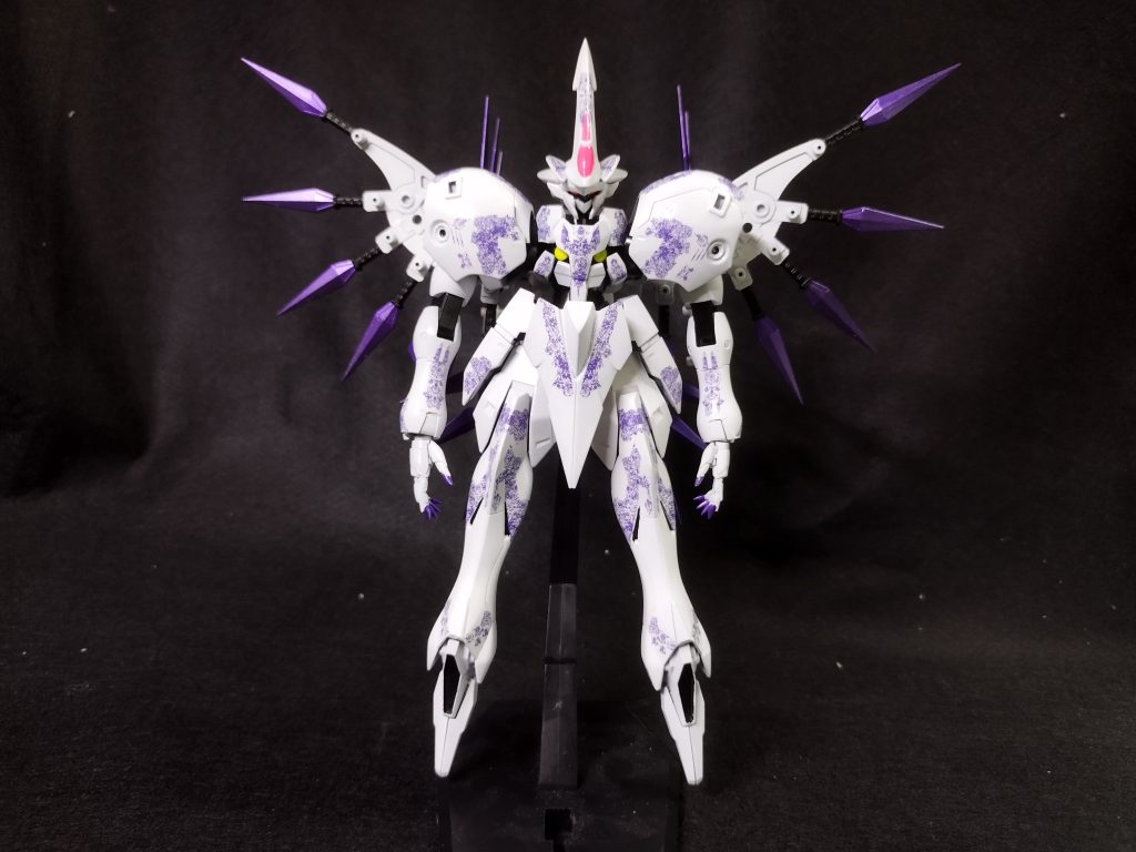 機体設定とかは何も考えずに自分の中二病を全開にしました。