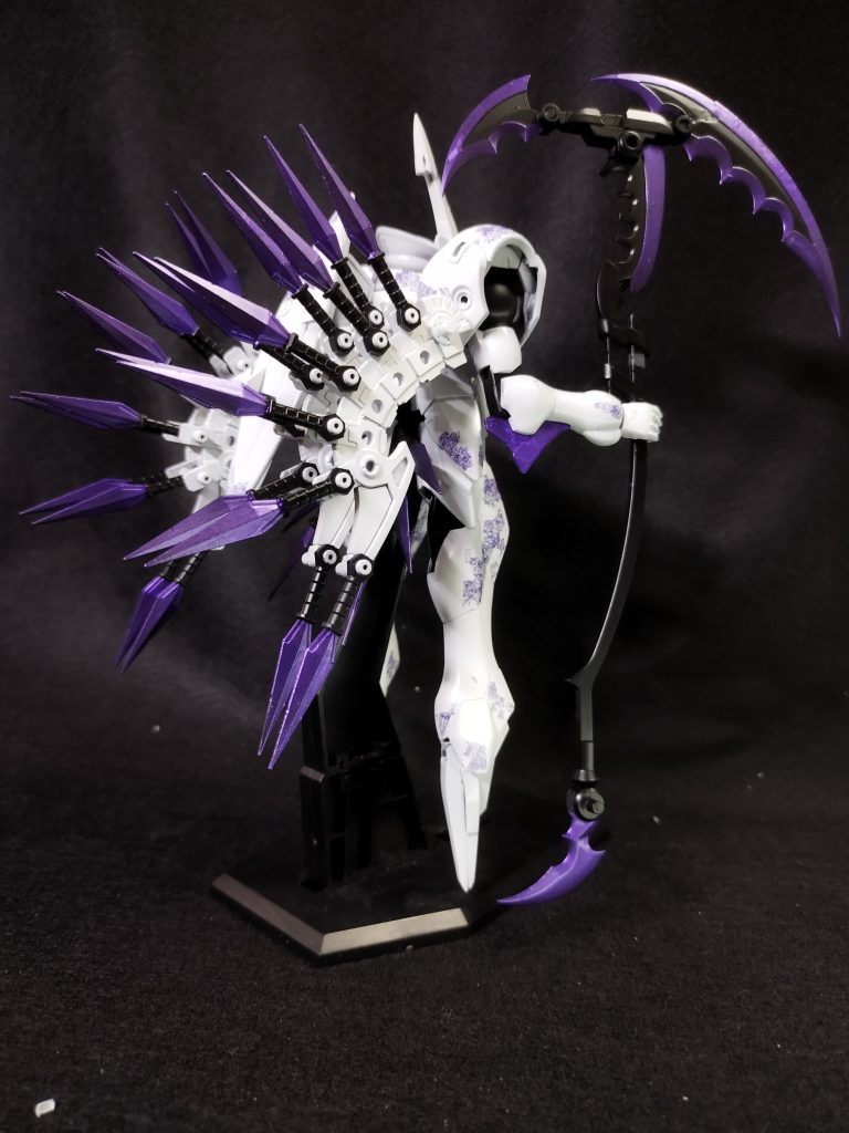 収納と言ったな…あれは嘘だ。ボリュームが全く衰えない。