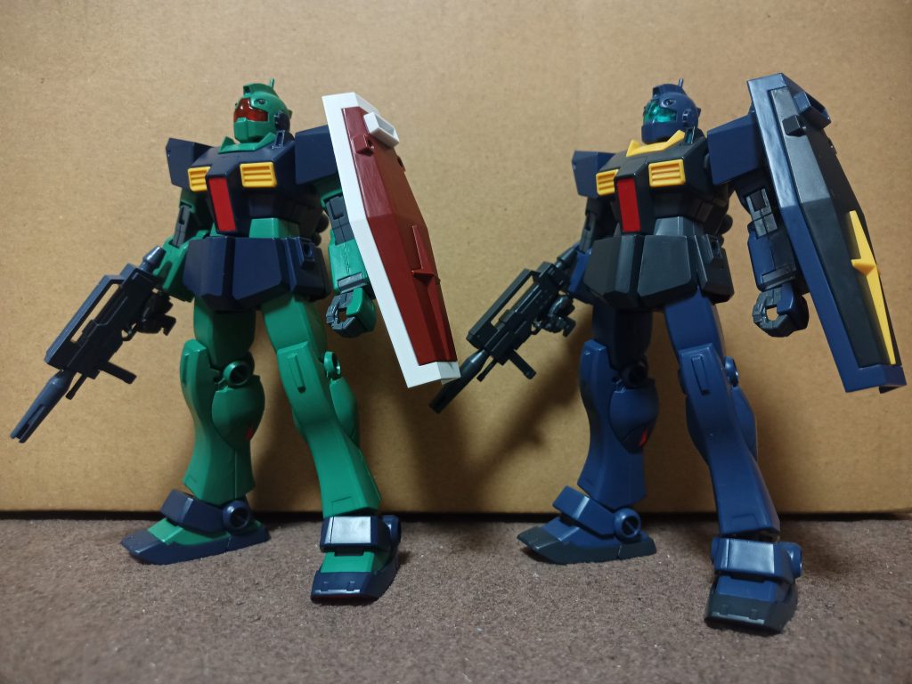 ネモカラーの方はネモがジムⅡの赤い盾持ってたシーンもあったし貧乏組織のエゥーゴ(超偏見)なので盾の色までは変えてないかもな、でそれなりの色にティターンズはお金あるだろうから盾もそれなりの色に、本体の配色パターンは他のティターンズのMSの配色パターンから想像して塗ってみました