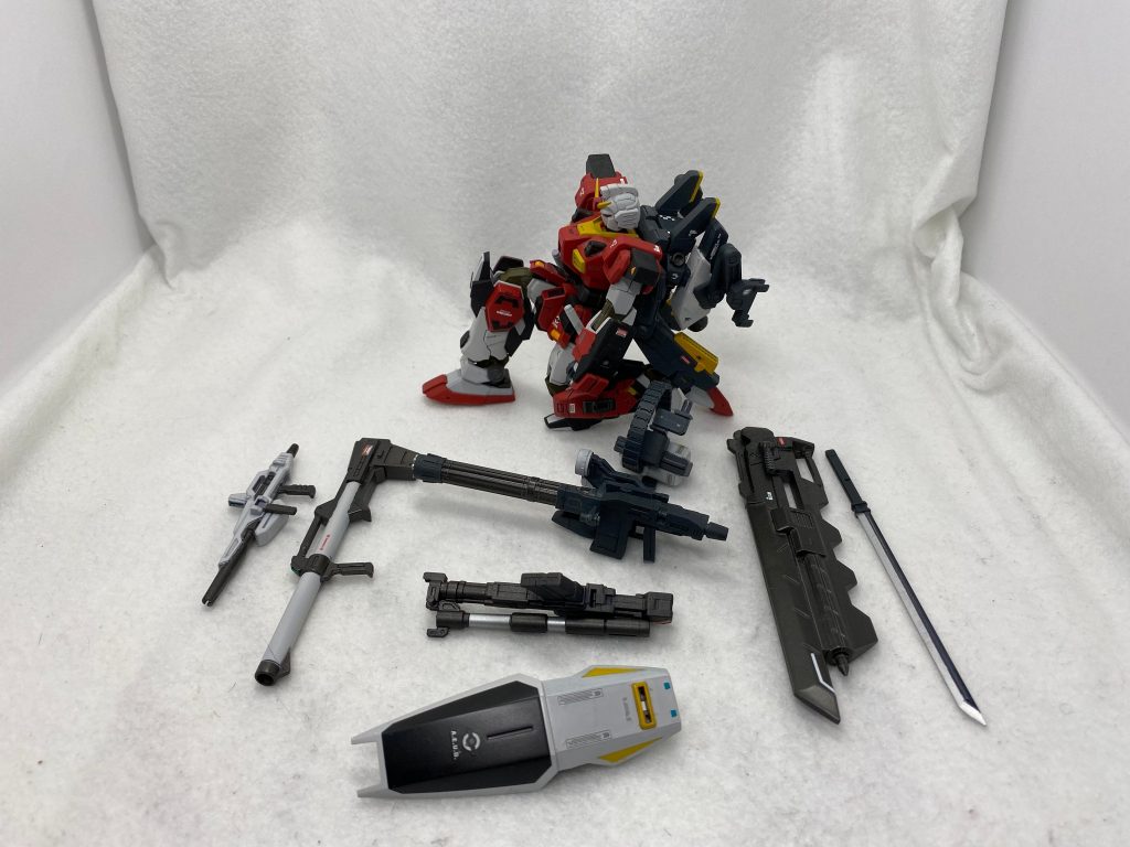 そして最後は武器の追加になります!武器は前回紹介したバスタードブレードとジャイアントガトリングに加えて、HGペイルライダー陸戦重装備仕様の180mmキャノンとHGUCガンダムMk-Ⅱのハイパーバズーカ、HGケンブの超熱振式戦闘直刀を追加しています。