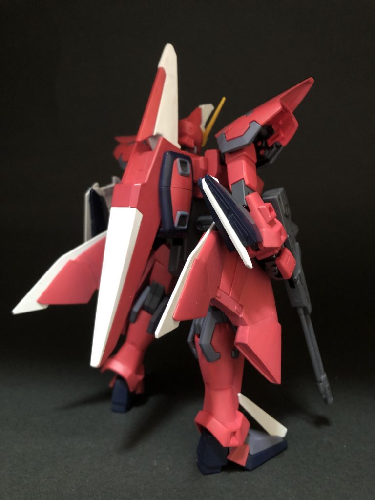 塗り分けるところもけっこうたくさんあって、この時期のＨＧって作っていて楽しいなって思いました。