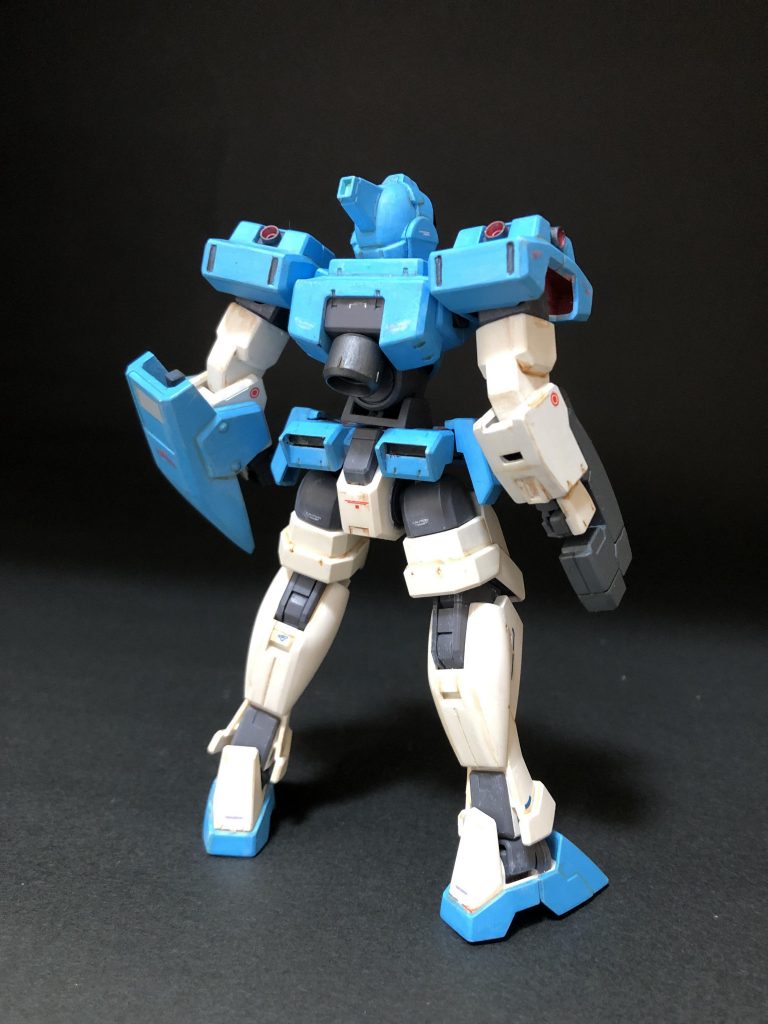 UEとの実戦経験は定かではありませんが、少し使い込んだ感じにしてみました。