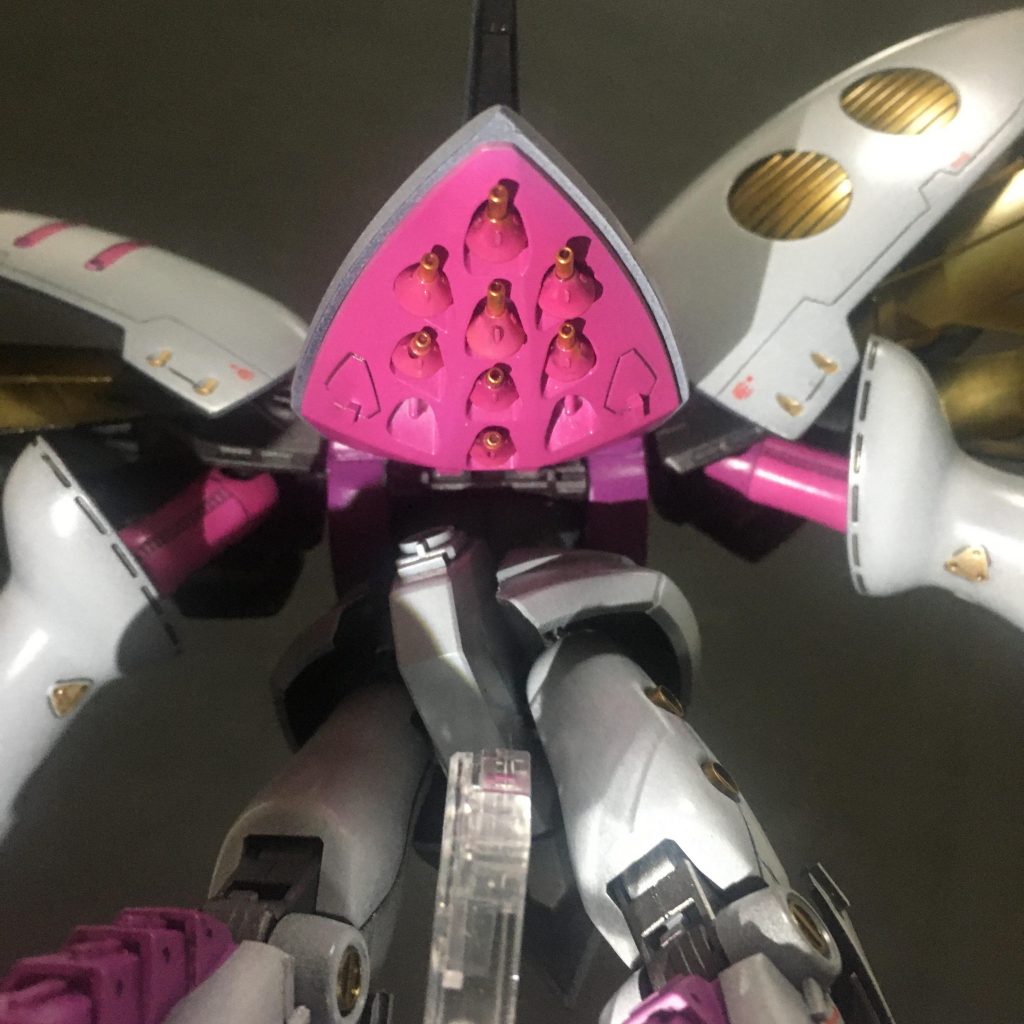 ファンネルは製作途中で二個無くしました…。