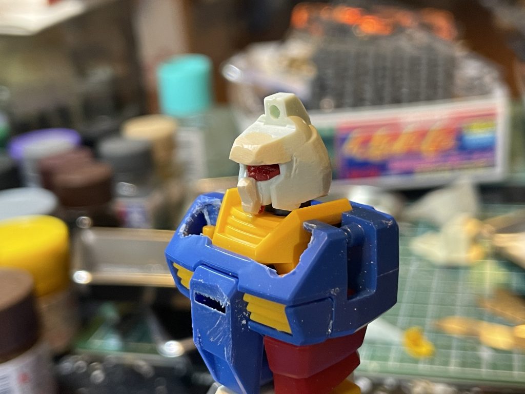 パテ盛って削るの繰り返し.