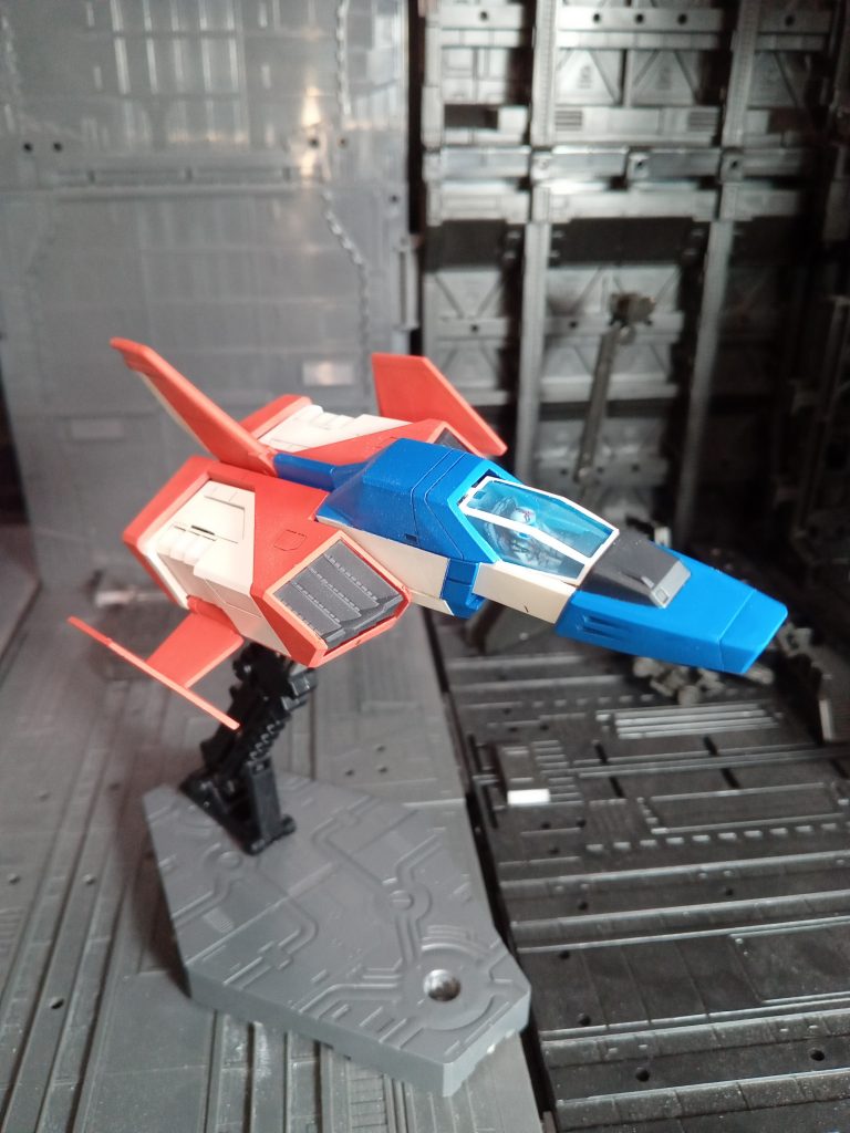 安定のコアファイター感。Var.1.5の1/100キットの大型版と言った感じでしょうか。