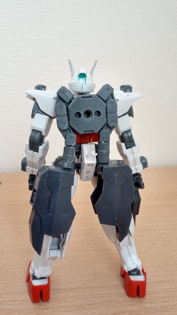 アルナスルガンダムバックパックにスラスターを追加したことで速度が1.2倍になった。デ「そういえばクランシェの最後にウイングが写ってたけど。」マ「あれはねぇ、アルナスルのウイングがクランシェに付いたことを示してただけ」ア「えっ、じゃあれもそういうこと?」