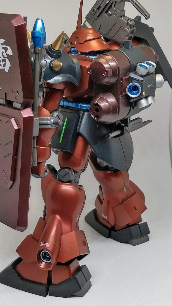 バックパックは過去にミキシングに使ったジンクス系のパーツの余りをつけてます。ハードポイントとして武装追加できます。