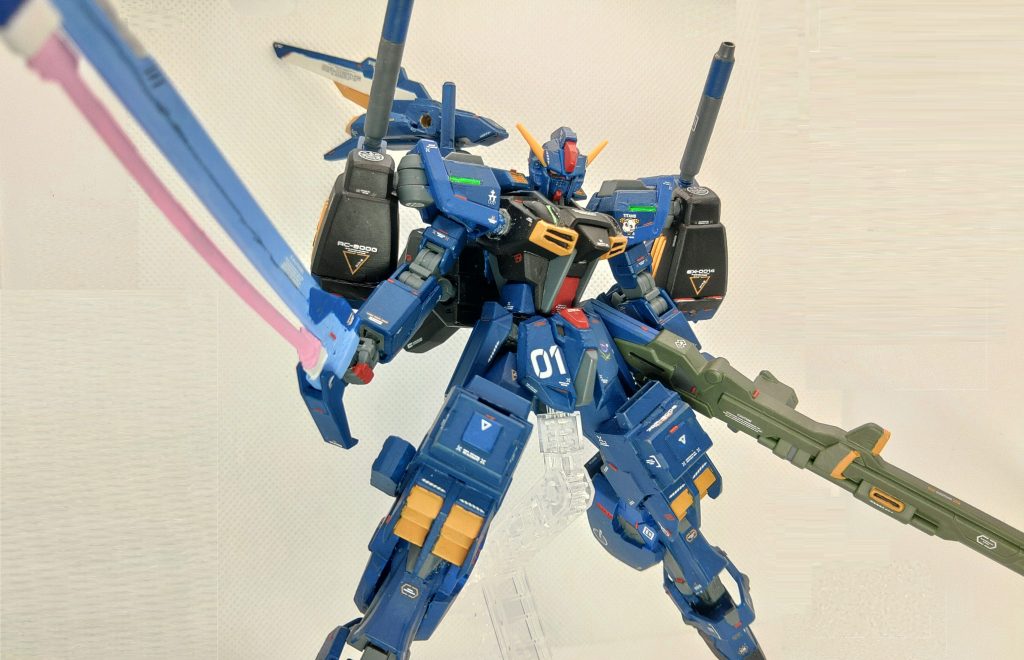 シュベルトゲベール改&アグニ改  オリジナルのマルチプルアサルトストライカーに装備されていた物の改良型で二つとも片手で扱える用に改良されている。