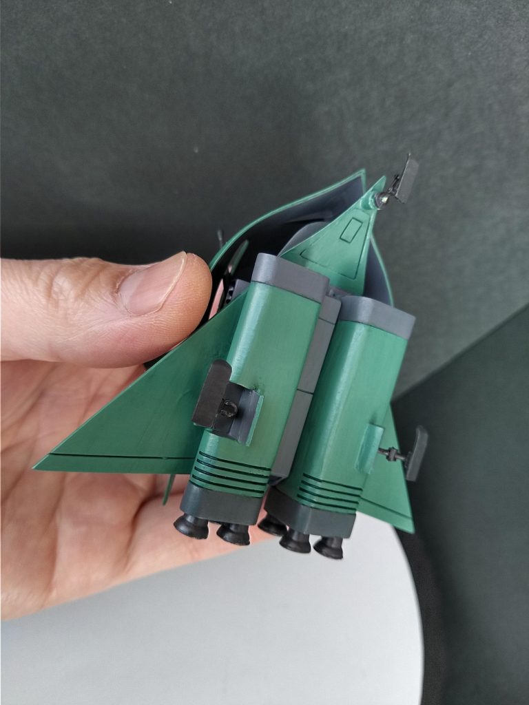 エルメス本体下部。降着状態を選択しました。