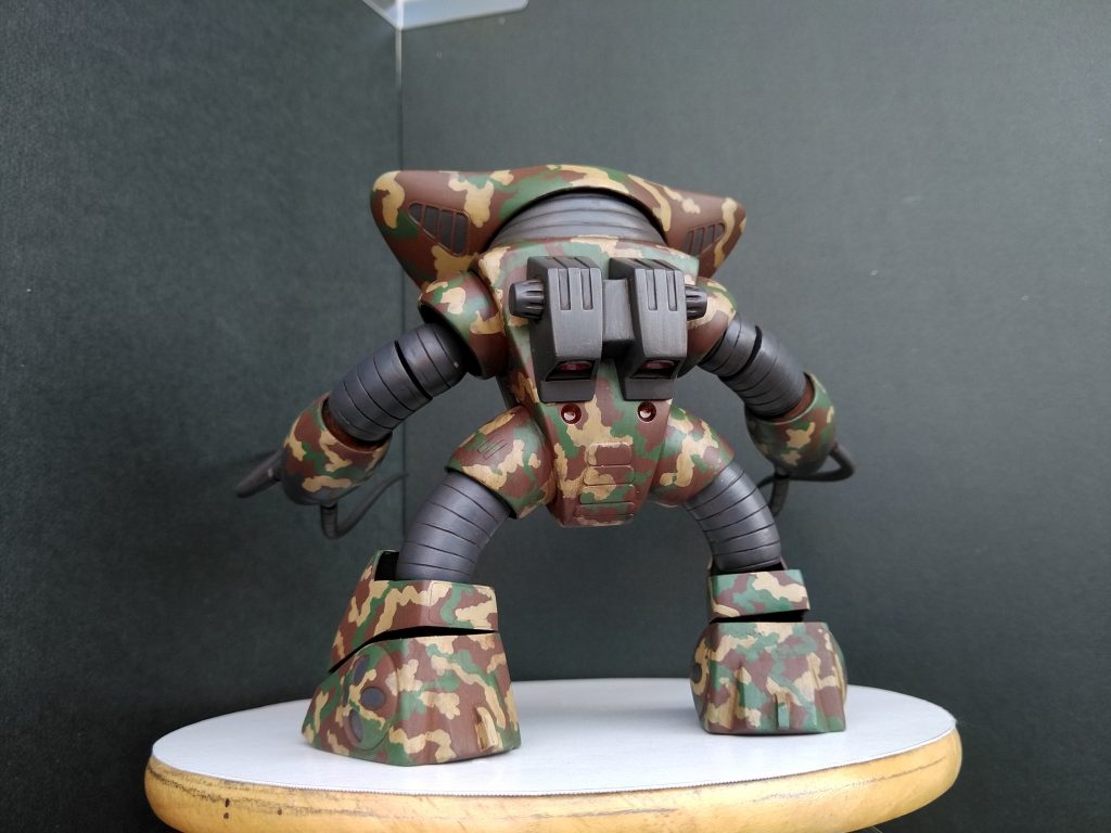 もう一枚後ろから。襟足がかわいいです🥰