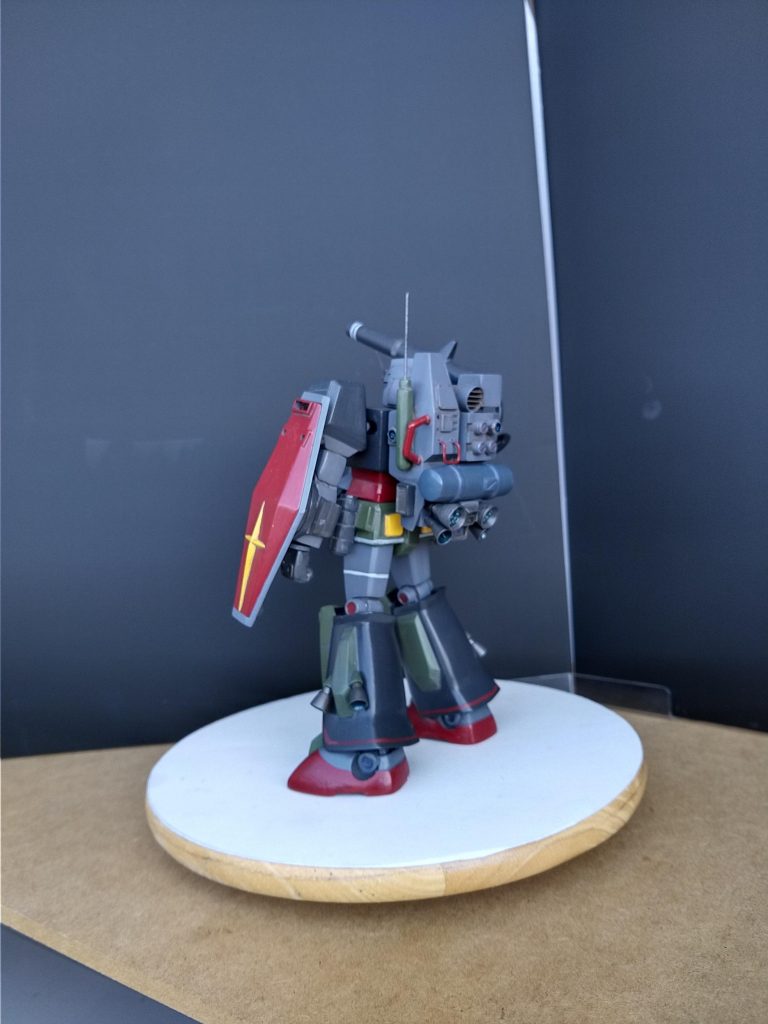 横から。横に手摺追加してます。