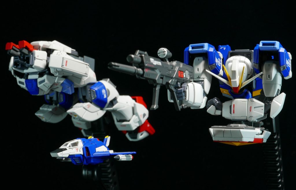 左からレッグフライヤー・コアスプレンダー・チェストフライヤー分離させると破損しそうでヒヤヒヤでしたｗ