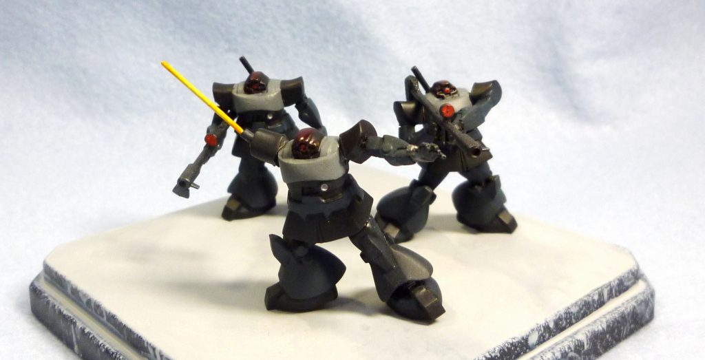 1/550 トリプル・ドム–2枚目/制作者：Fujiwara