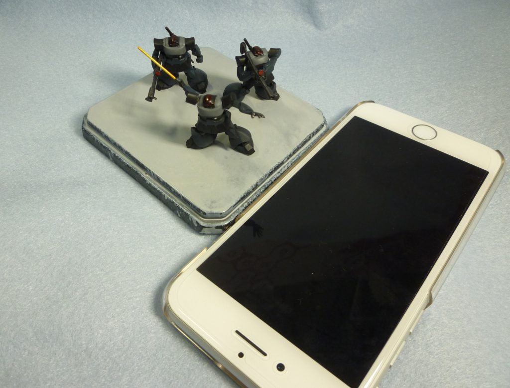 1/550 トリプル・ドム–3枚目/制作者：Fujiwara